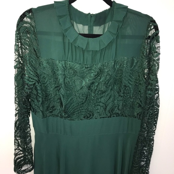 Roiii Long Wedding Cocktail, Prom, Party Dress - Picture 15 of 16